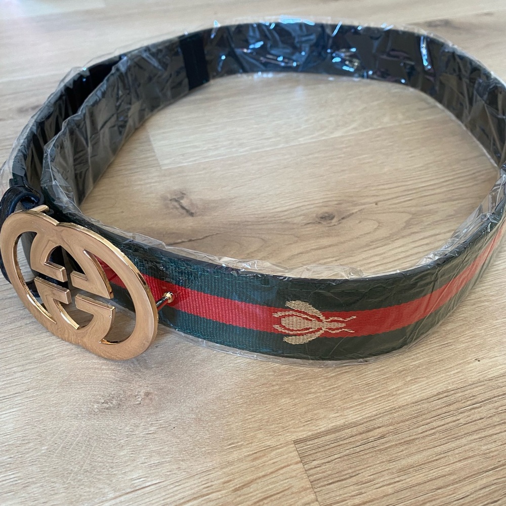 Green and Red Women's Belt